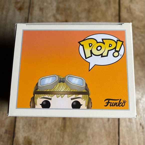 Funko Pop! Star Wars #386 Concept Series Starkiller - Picture 2 of 6